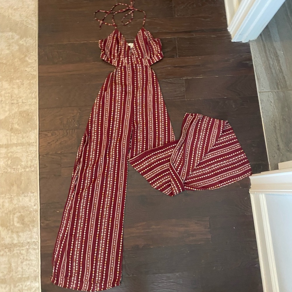 Boutique Cutout Jumpsuit with high slit legs Size Large - worn once.